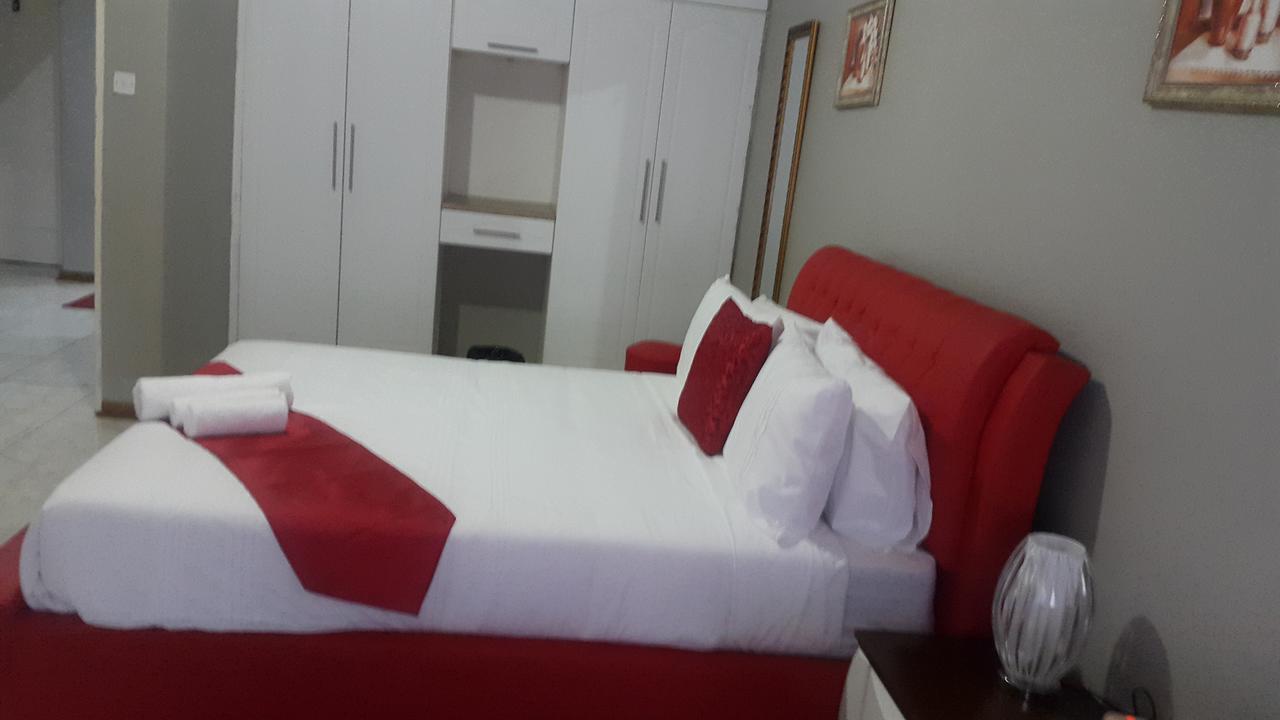 Tintech Bed & Breakfast Francistown Kültér fotó