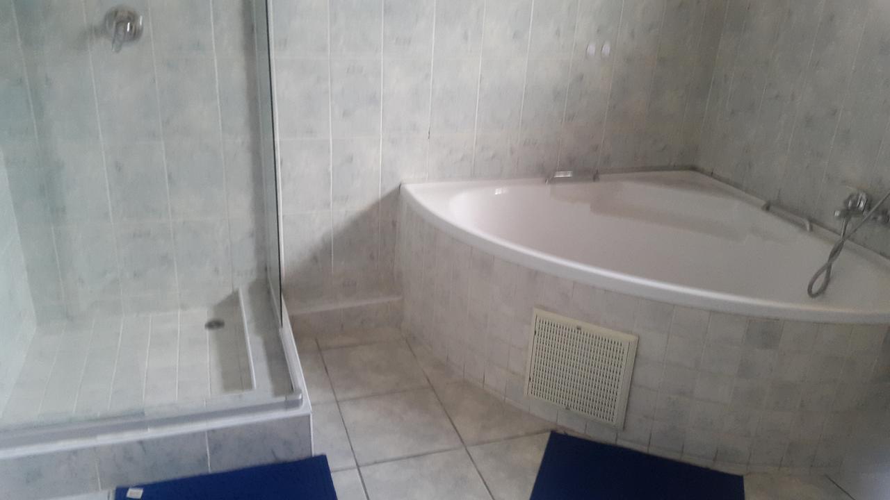 Tintech Bed & Breakfast Francistown Kültér fotó