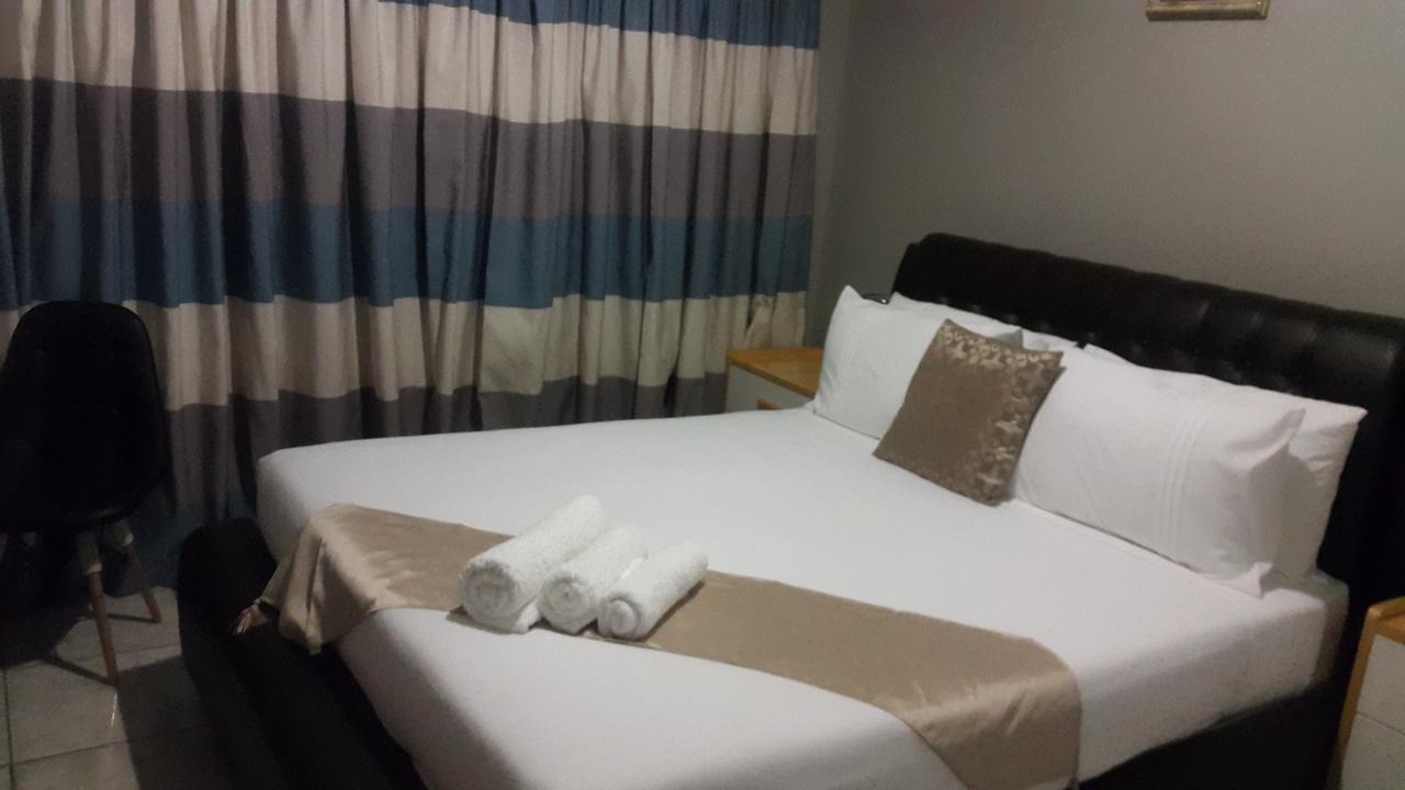 Tintech Bed & Breakfast Francistown Kültér fotó
